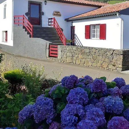 Casa Da Travessa Holiday home *